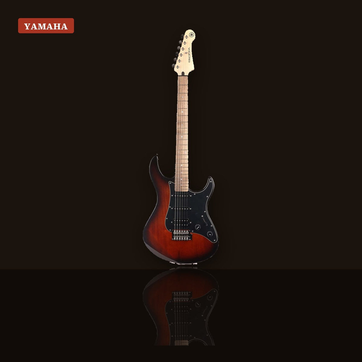 Yamaha Pacifica vs Squier Stratocaster Yamaha PAC012DLX Pacifica in Old Violin Sunburst