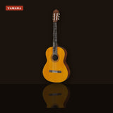 Yamaha C40II Full-Size Classical Guitar Natural studio shot